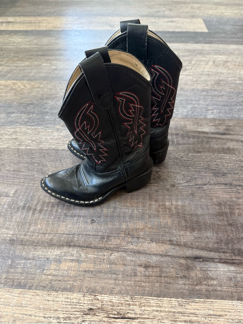 Old West Black Western Ankle Boots with Subtle Embroidery Size 8.5